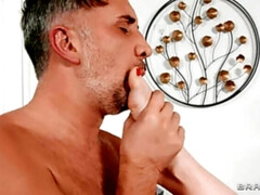 Chambre à dormir, Attrapée, Tromperie, En levrette, Hard, Embrassement, Léchez, Chatte