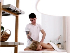 18 ans, Sucer une bite, En gros plan de très près, Hd, Massage, Chatte, Adolescente, Nénés