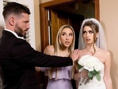 Grosser arsch, Fingern, Küssen, Latina, Masturbation, Muschi, Entkleiden, Jungendliche (18+)