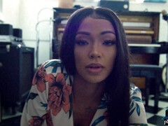 Gros seins, Noire, Brunette brune, Plantureuse, Noir ébène, Softcore, Solo, Nénés