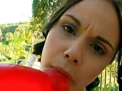 Amateur, Grosse bite, Brunette brune, En levrette, Seins naturels, Rasée, Maigrichonne, Adolescente