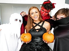 Grote kont, Grote lul, Grote mammen, Pijpbeurt, Compilatie, Hondjeshouding, Moeder die ik wil neuken, Kut duiken