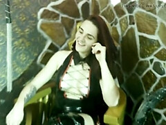 Cfnm, Kehlenfick, Domination, Fetisch, Absätze, Bestrafung, Rumänisch, Sklave