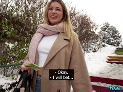 Blondine, Blasen, Schwanz, Im freien, Pov, Öffentlich, Muschi, Hintern versohlen