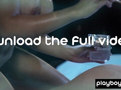 Brunette brune, Noir ébène, Lesbienne, Massage, Naturelle, Petite femme, Softcore, Adolescente