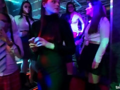 Blasen, Bekleidet, Küssen, Masturbation, Party, Muschi, Lehrer, Nass