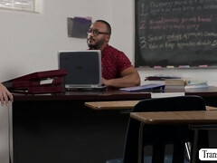 In den arsch, Grosse titten, Kehlenfick, Transe, Arsch lecken, Transfrau