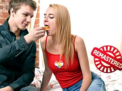 Grote kont, Grote lul, Blond, Pijpbeurt, Hondjeshouding, Natuurlijke tieten, Kut duiken, Tieten likken