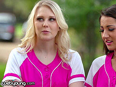 18 jaar, Zoenen, Lesbisch, Realiteit, Geschoren, Tiener, Trio