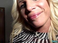 Garce, Noire, Blonde, Sucer une bite, Mature, Argent, Public, Jarretelles