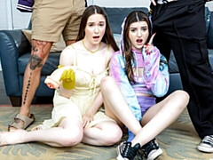 18 años, Culo, Mamada, Estilo perrito, Cuadrupleta, Tetas naturales, Flaco, Adolescente