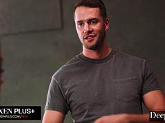 Минет, Брюнетки, Сперма на лице, Лизание, Мастурбация, Порнозвезда, Наездница, Порка