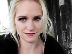 Grosser schwanz, Grosse titten, Blondine, Blasen, Hundestellung, Geld, Dürr, Jungendliche (18+)