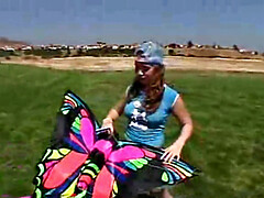 18 jahre, Leie, Masturbation, Im freien, Muschi, Solo, Jungendliche (18+), Titten