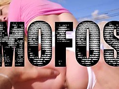 Culo, Mamada, Garganta profunda, Monstruo, Músculo, Montar, Sexo fuerte, Adolescente