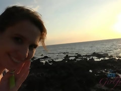 Arsch, Strand, Fussjob, Handjob, Pov, Geschwollene nippel, Dürr, Titten