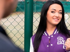 Arsch, Blasen, Braunhaarige, Geschnappt, Handjob, Lecken, Muschi, Jungendliche (18+)