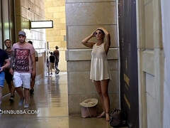 Leie, Grosser arsch, Grosse titten, Flashen, Lesbisch, Öffentlich, Solo, Titten