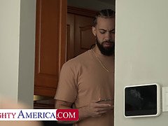 Черные, Брюнетки, Член, Ласковые ручки, Хд, Натуральные сиськи, Крошечные, Сестра