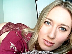 Любители, Большая жопа, Большие сиськи, Блондинки, Пальцем, Милф, Соло, Стриптизерша