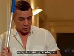 Blondine, Betrug, Gehörnter ehemann, Hd, Ehemann, Muschi, Uniform, Ehefrau