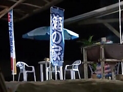 Mignonne, Gorge profonde, Queue, Doigter, Japonaise, Orgasme, De plein air, Public