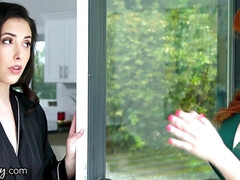 Chica, Culo grande, Tetas grandes, Morena, Engañando, Besar, Mamá, Pelirrojo