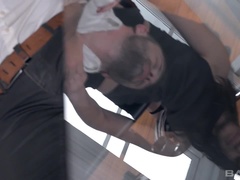 Brunette brune, Éjaculation interne, Mature