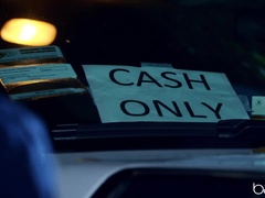 Amerikanisch, Schwarz, Blondine, Hundestellung, Im freien, Schlucken, Tätowierung, Jungendliche (18+)