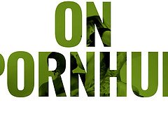 Grote kont, Grote mammen, Gezichtzitten, Zoenen, Likken, Kut duiken, Speelgoed, Nat