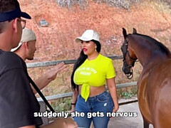 Amateur, Gros cul, Plantureuse, Double pénétration, Orgasme, Séduite, Gicler, Plan cul à trois