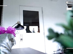 Aufs gesicht abspritzen, Hardcore, Masturbation, Zierlich, Muschi, Dürr, Titten, Spanner