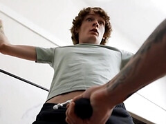 Grosse bite, Sucer une bite, Tir de sperme, Gorge profonde, Homosexuelle, Chatte, Suçant, Adolescente