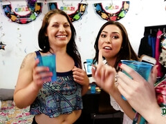 Leie, Blondine, Blasen, Braunhaarige, Studentenwohnheim, Latina, Lecken, Muschi