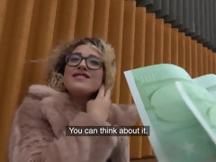 Arsch, Blondine, Blasen, Hundestellung, Im freien, Piercing, Pov, Tätowierung