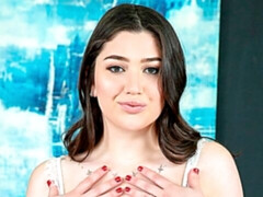 Amateur, Culo grande, Morena, Consolador, Lencería, Masturbación, Madres para coger, Medias largas