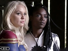 Gros seins, Noire, Blonde, Doigter, Hd, Embrassement, Naturelle, Nénés