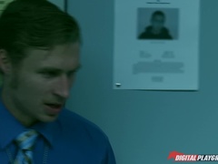 Asiatisch, Blasen, Verein, Schwanz, Lecken, Kurzes haar, Sich ausziehen, Tätowierung