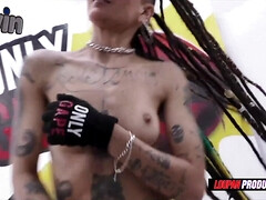 Leie, In den arsch, Blasen, Braunhaarige, Spermaladung, Hardcore, Pov