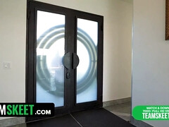 Super-sexy young nanny promises it will be a hidden and that the wife will never know - teamskeet