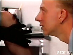 Fetisj, Roodharige vrouw, Oud