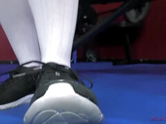 Kont, Grote mammen, Bruinharig, Dichtbij, Gezichtzitten, Sportzaal, Moeder, Slaaf