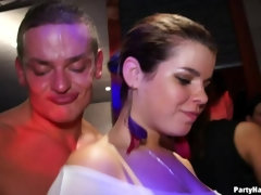 Rubia, Cfnm, Semen en la boca, Bailar, Hembra, Perforación, Coño, Chupando