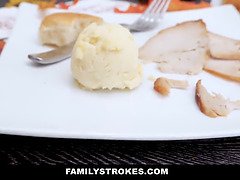 Grote lul, Grote mammen, Pijpbeurt, Lul, Moeder die ik wil neuken, Orgasme, Stiefmoeder, Tieten likken