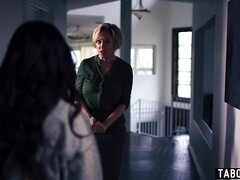 18 jaar, Aziatisch, Grote mammen, Blond, Bruinharig, Rijpe lesbienne, Moeder die ik wil neuken, Billekoek