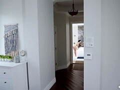 Américain, Chambre à dormir, Gros cul, Noire, En levrette, Faciale, Pov, Douche