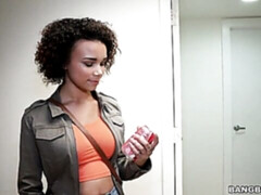 Grote lul, Grote mammen, Zwart, Pijpbeurt, Zwart, Interraciaal, Natuurlijke tieten, Tiener