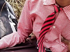 Hot Indian Desi School Girl Fucked in Forest by Boyfriend - Viral MMS