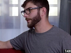 Grosser schwanz, Betrug, Kehlenfick, Schwanz, Zierlich, Jungendliche (18+), Titten