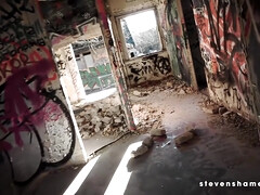 Pijpbeurt, Bruinharig, Hardcore, Buiten, Kut duiken, Geschoren, Tiener, Tieten likken